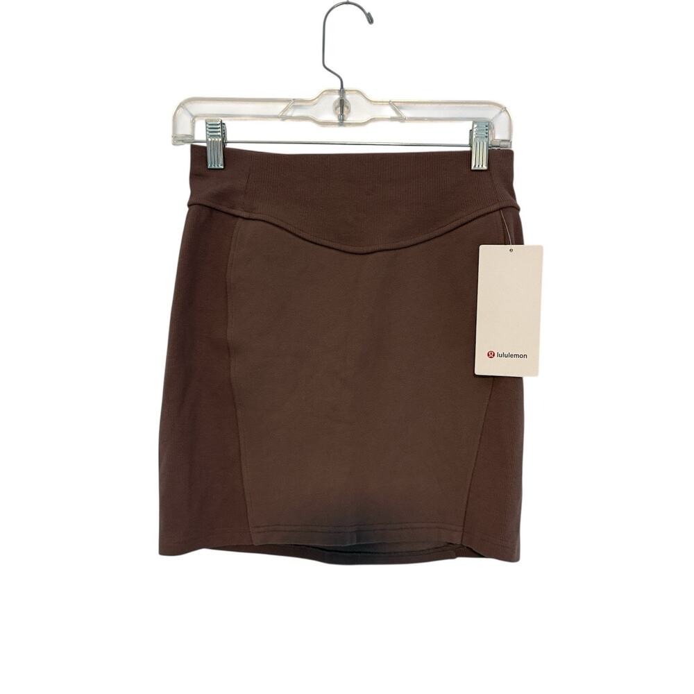 Lululemon Scuba High Rise Mini Skirt Taupetastic Size Small NWT Athleisure